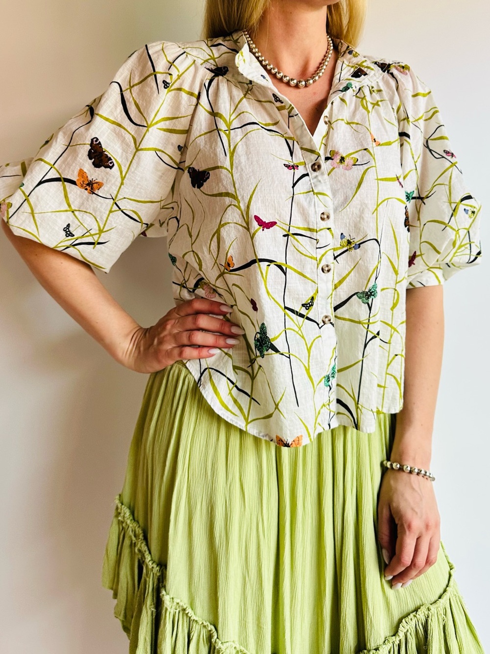Anthropologie Maeve Butterfly Floral Boho Cotton Puff Sleeve Collared Blouse Top